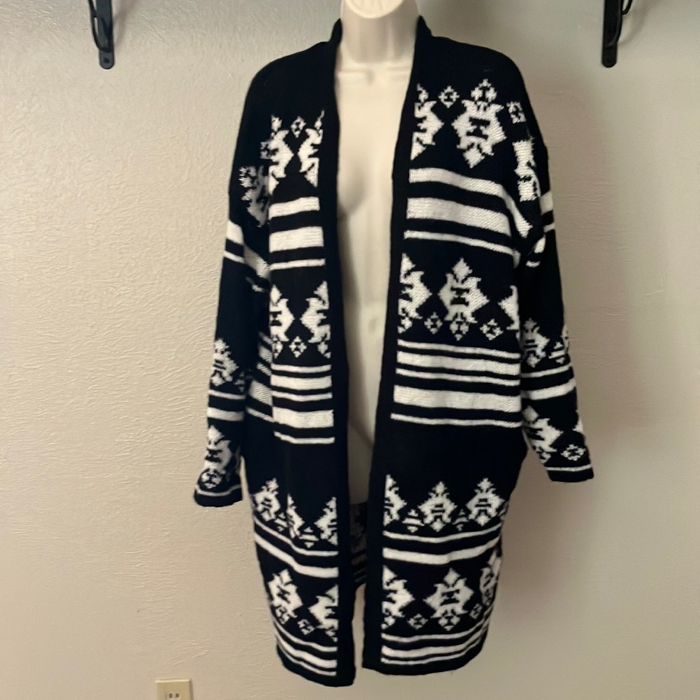 Southwest boho style black & white Knox Rose midi cardigan